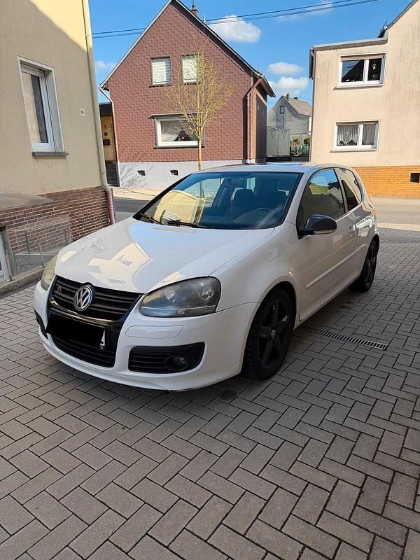 Gebraucht VW Golf V GT 140 PS (102 kW) 2007 Weiß Kleinwagen