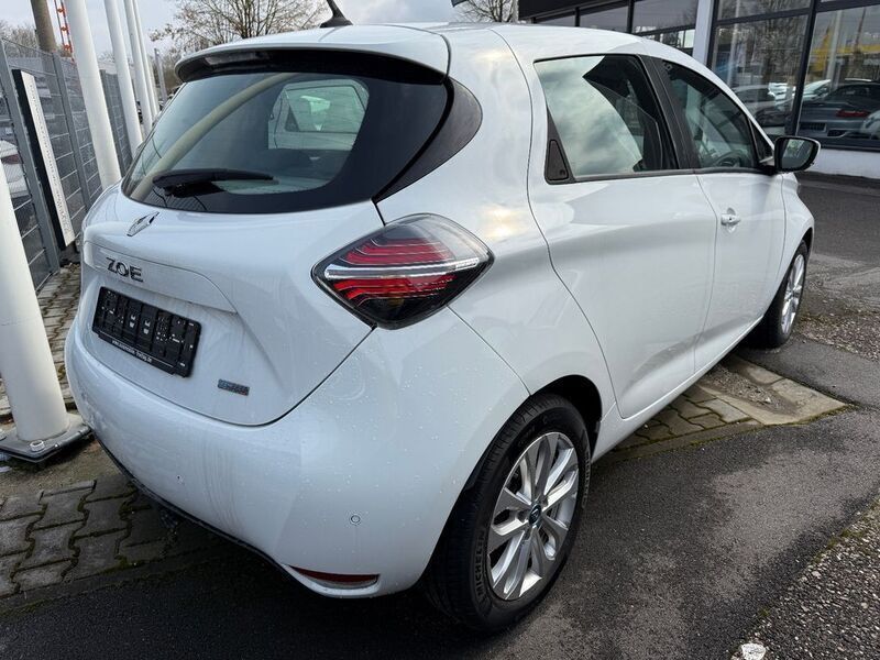 Gebraucht Renault Zoe Experience 50 kW (69 PS) 2020 Weiß Kleinwagen
