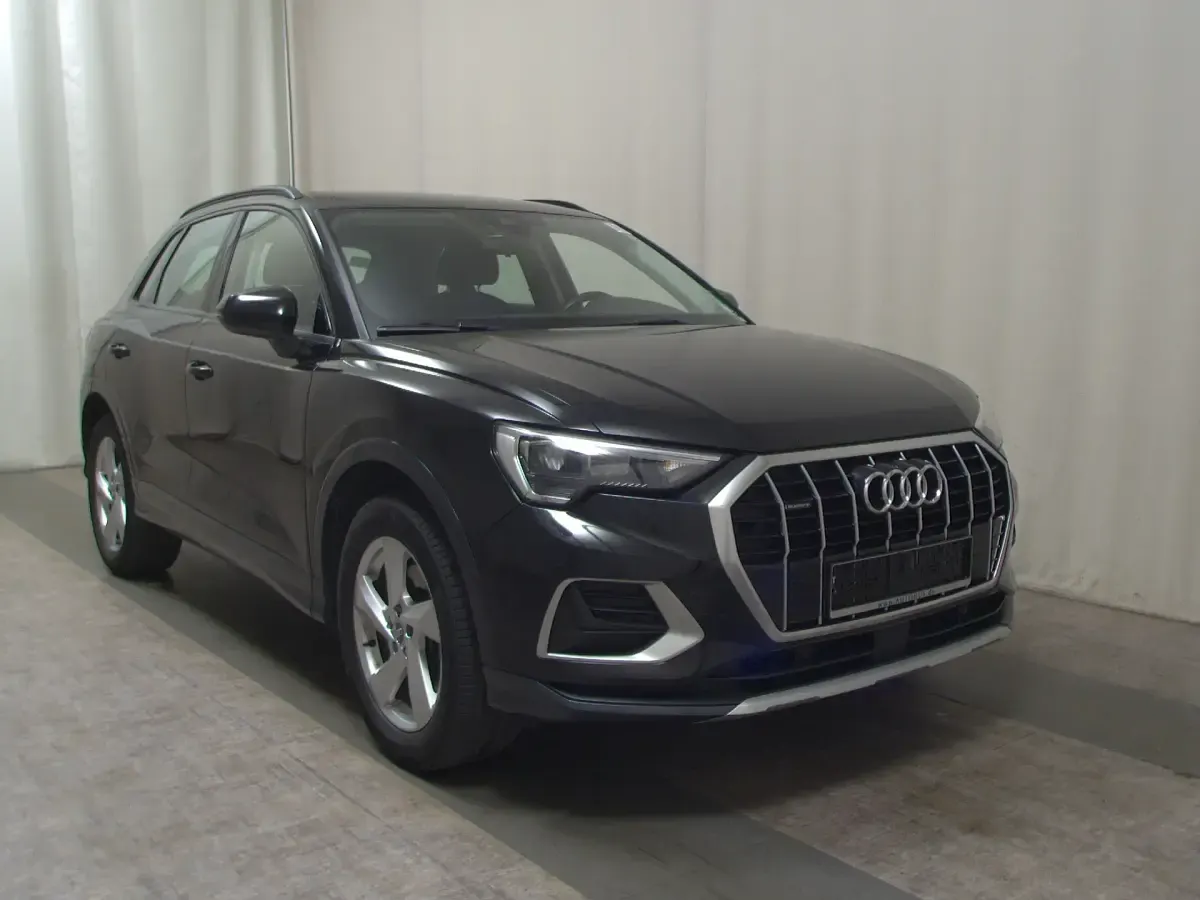 Gebraucht Audi Q3 Advanced 190 PS (139 kW) 2020 Schwarz SUV