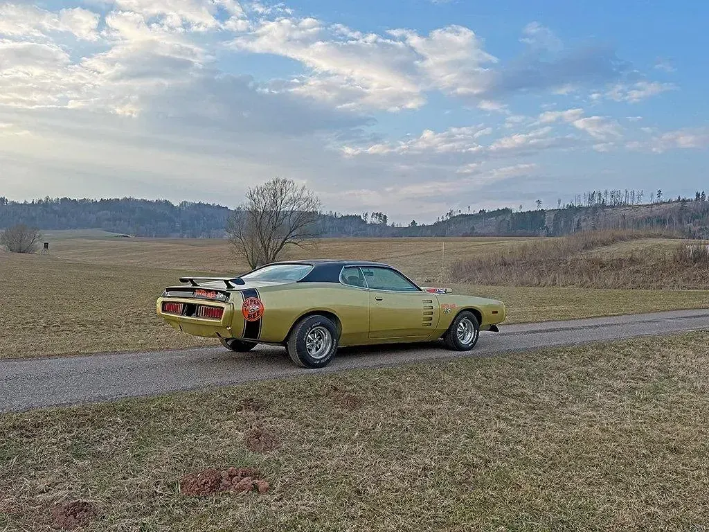 Gebraucht Dodge Charger 204 PS (150 kW) 1974 Gold