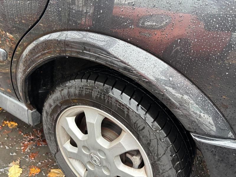 Gebraucht Opel Astra Comfort 84 PS (61 kW) 2002 Schwarz Limousine