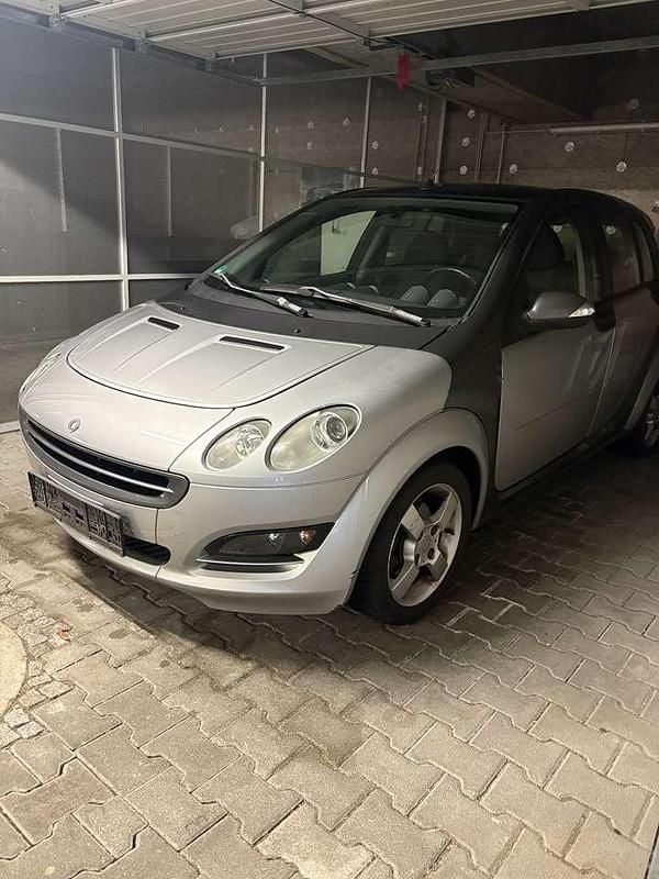 Grau Gebraucht 2004 Smart ForFour Basis Kleinwagen | 1.000 € (Superpreis) - Bild 1/4