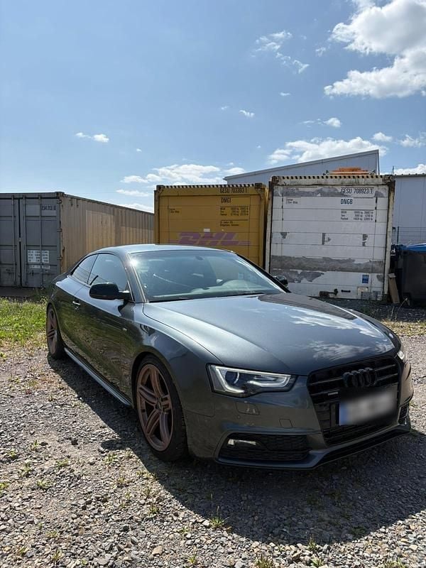 Grau Gebraucht 2013 Audi A5 S-Line Coupé | 12.499 € (Guter Preis) - Bild 1/4