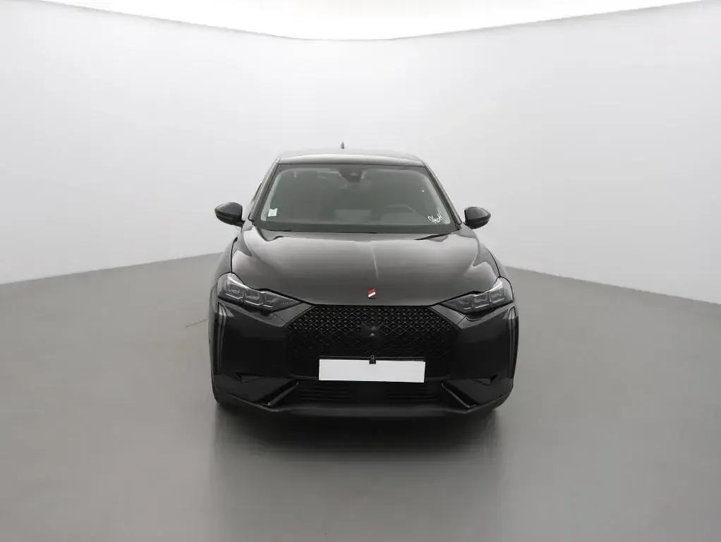 Gebraucht DS Automobiles DS3 Crossback Performance 133 PS (97 kW) 2024 Noir perla nera SUV