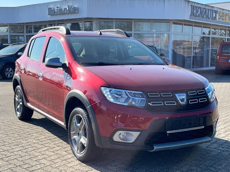 Gebraucht Dacia Sandero Stepway 90 PS (66 kW) 2020 Rot Kleinwagen