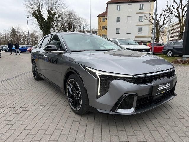 Neu Kia K4 GT-Line 179 PS (131 kW) 2026 Grau Limousine