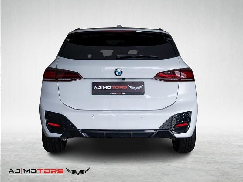 Gebraucht BMW 223 Active Tourer M Sport 211 PS (155 kW) 2023 Alpinweiss iii Van / Kleinbus