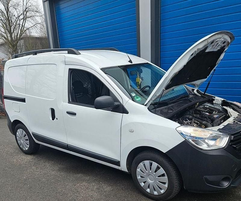 Gebraucht Dacia Dokker Comfort 102 PS (75 kW) 2021 Weiß Van / Kleinbus