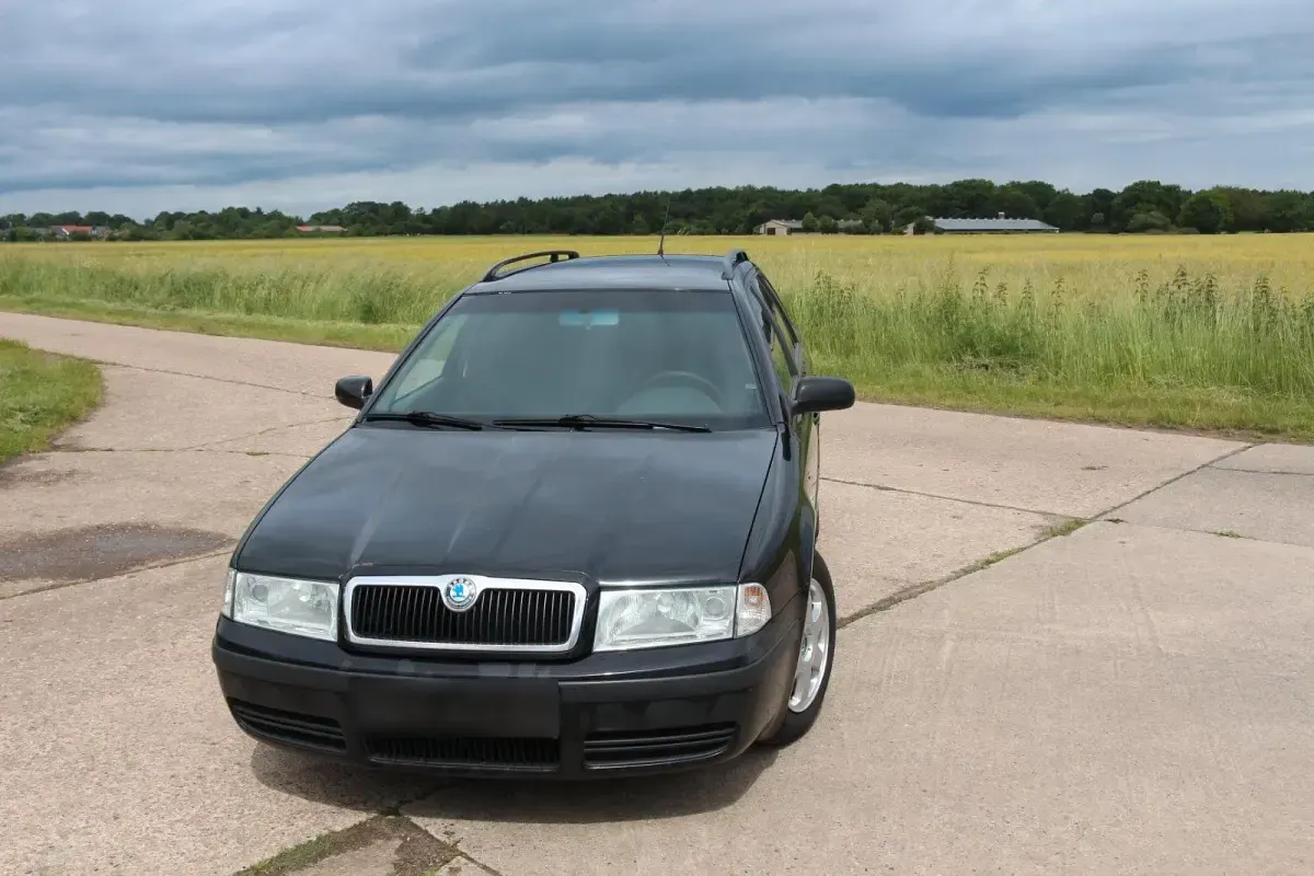 Gebraucht Skoda Octavia 110 PS (80 kW) 2003 Schwarz Kombi