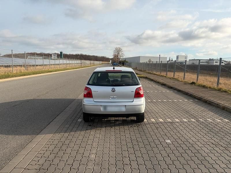 Brugt VW Polo 101 HK (74 kW) 2003 Sølv Hatchback