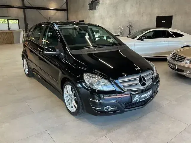 Gebraucht Mercedes B170 116 PS (85 kW) 2009 Schwarz Van / Kleinbus