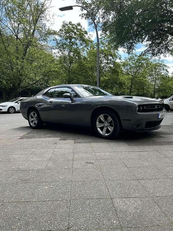 Gebraucht 2020 Dodge Challenger SXT Coupé | 31.499 € (Etwas zu teuer) - Bild 1/4