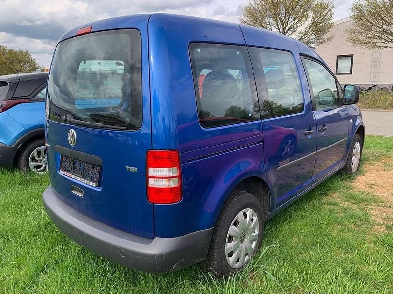 Second-hand VW Caddy Startline 86 CP (63 kW) 2011 Albastru Monovolum