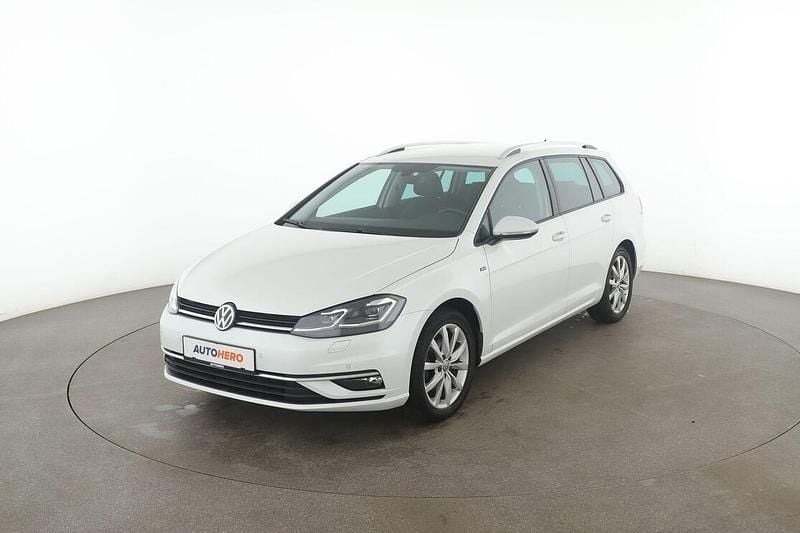 Weiß Gebraucht 2018 VW Golf VII Join Kombi | 14.770 € (Guter Preis) - Bild 1/3