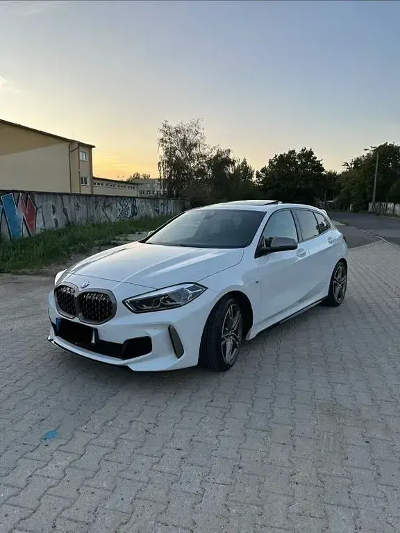 Gebraucht BMW M135 Performance 306 PS (225 kW) 2022 Weiß Kleinwagen