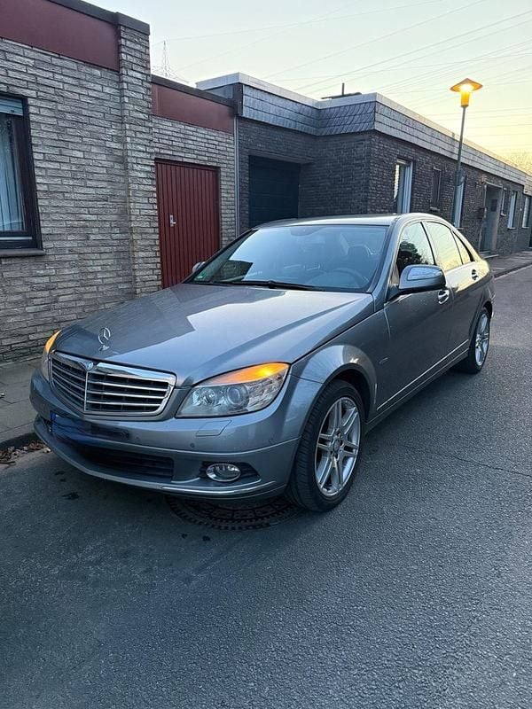 Gebraucht Mercedes C320 Elegance 224 PS (164 kW) 2007 Grau Limousine