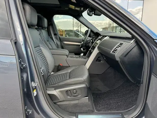 Neu Land Rover Discovery 5 349 PS (256 kW) 2026 Blau SUV