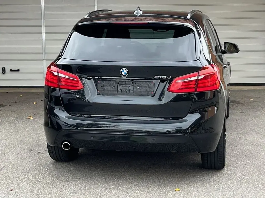 Gebraucht BMW 218 Active Tourer Sport Line 150 PS (110 kW) 2015 Schwarz Van / Kleinbus