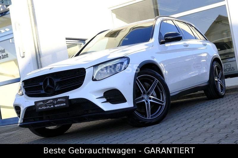Gebraucht Mercedes GLC250 AMG 204 PS (150 kW) 2016 Weiß SUV