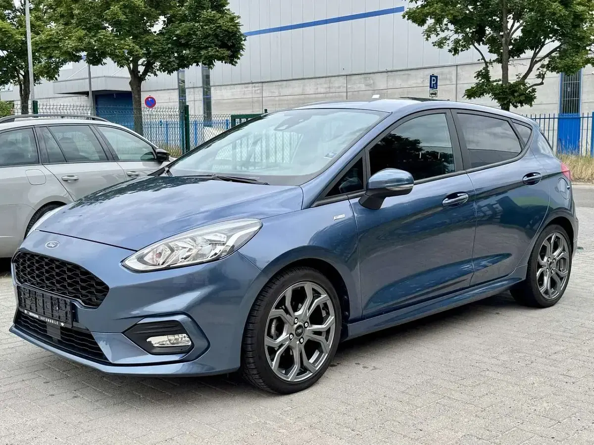 Gebraucht Ford Fiesta ST-Line 140 PS (102 kW) 2019 Chromablau metallic Kleinwagen