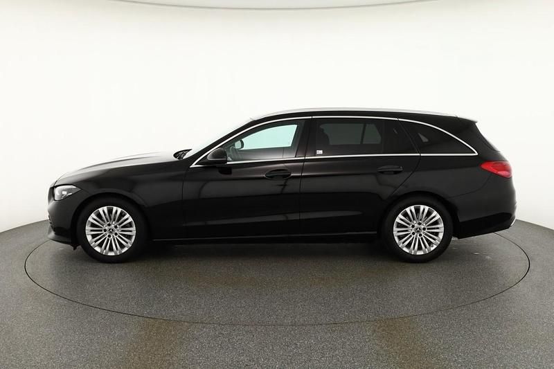 Gebraucht Mercedes C180 Avantgarde 190 PS (139 kW) 2022 Schwarz Kombi