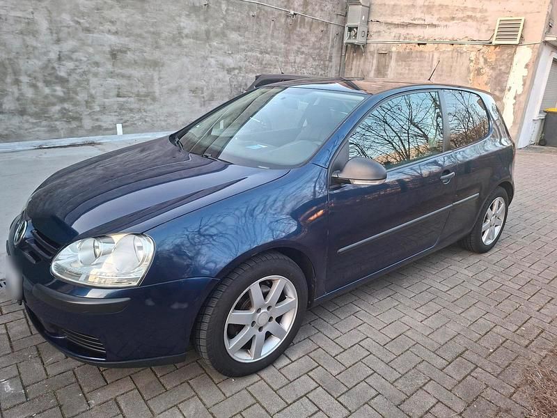 Gebraucht VW Golf V 80 PS (58 kW) 2008 Blau Kleinwagen