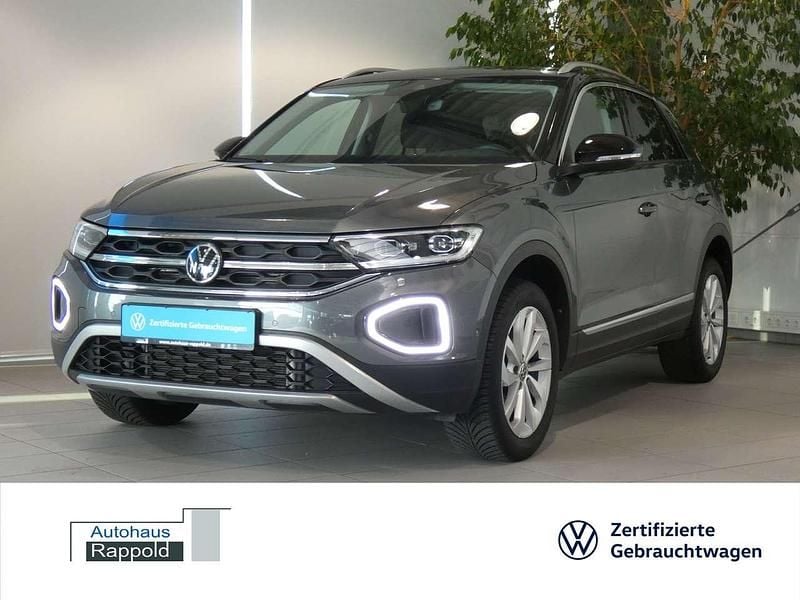 Grau Gebraucht 2024 VW T-Roc Style SUV | 27.890 € (Guter Preis) - Bild 1/4