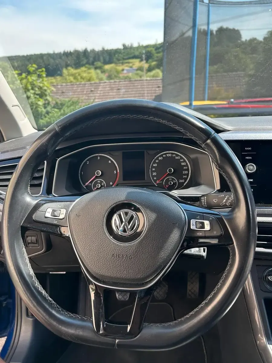 Gebraucht VW Polo Highline 95 PS (69 kW) 2019 Blau Kleinwagen