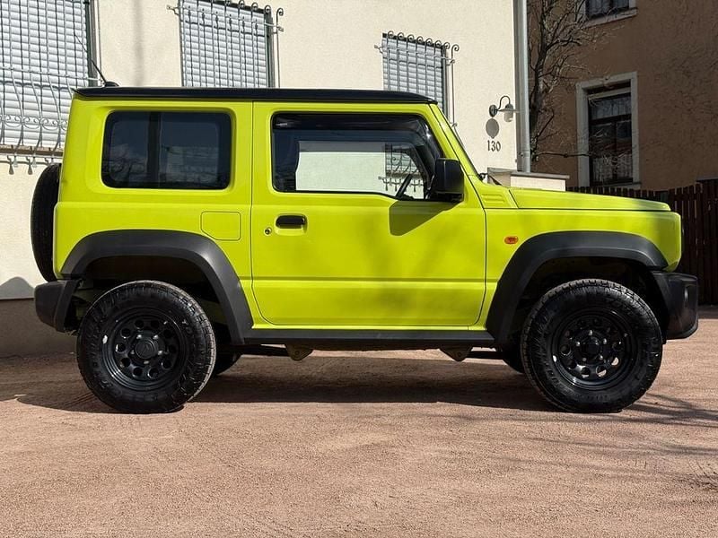 Gebraucht Suzuki Jimny 102 PS (75 kW) 2023 Grün SUV