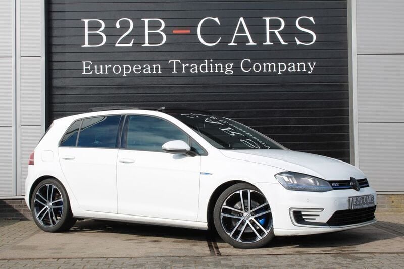 Weiß Gebraucht 2015 VW Golf VII GTE Limousine | 9.300 € (Superpreis) - Bild 1/4