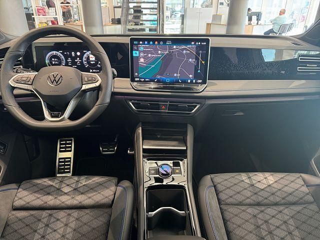 Neu VW Tiguan R-line 193 PS (141 kW) 2026 Grau SUV