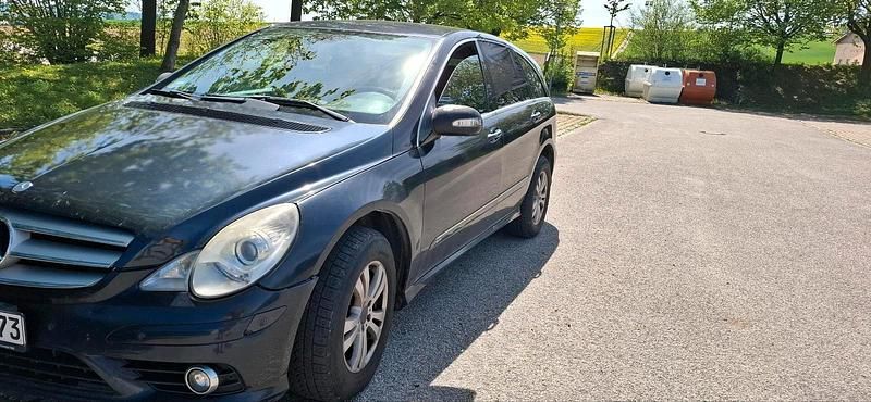 Gebraucht Mercedes R280 190 PS (139 kW) 2007 Schwarz Van / Kleinbus