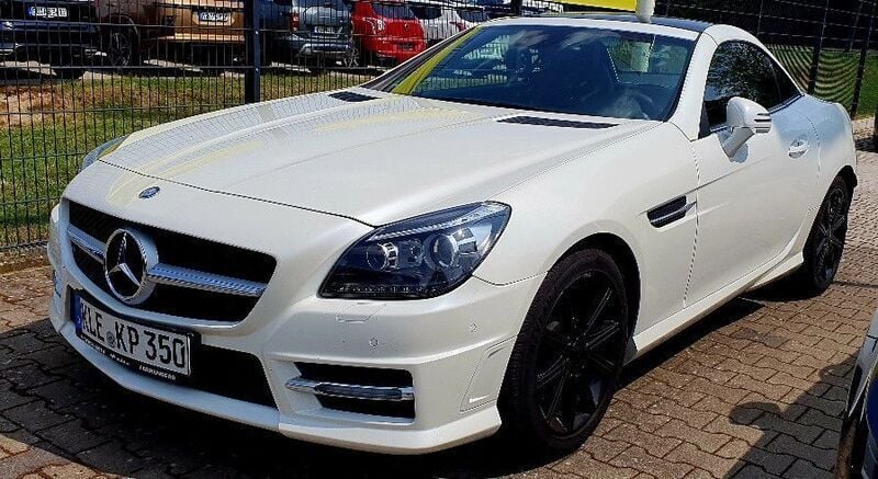 Weiß Gebraucht 2012 Mercedes SLK200 AMG line Cabrio | 19.910 € (Guter Preis) - Bild 1/4