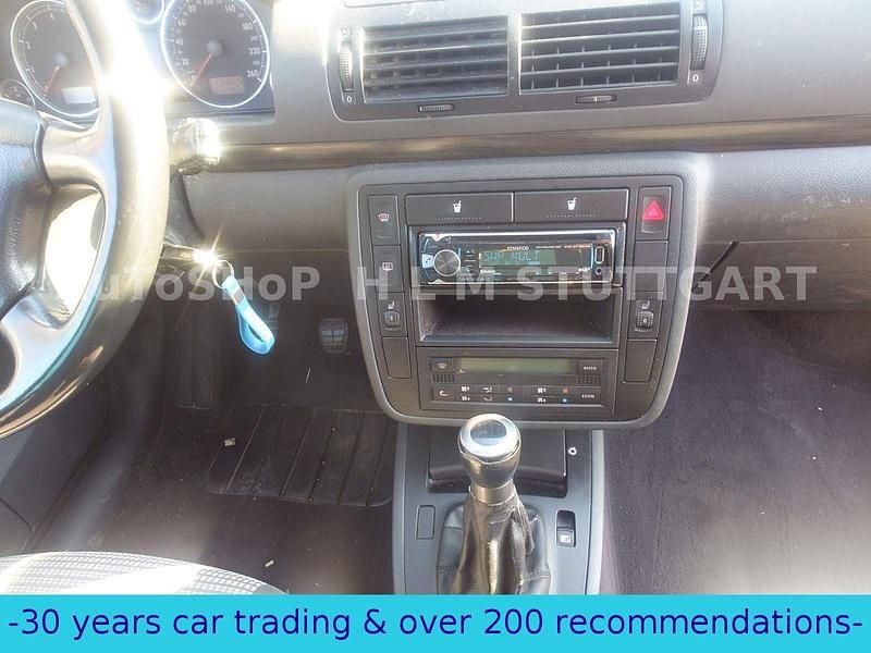 Gebraucht Seat Alhambra 150 PS (110 kW) 2004 Rot Van / Kleinbus