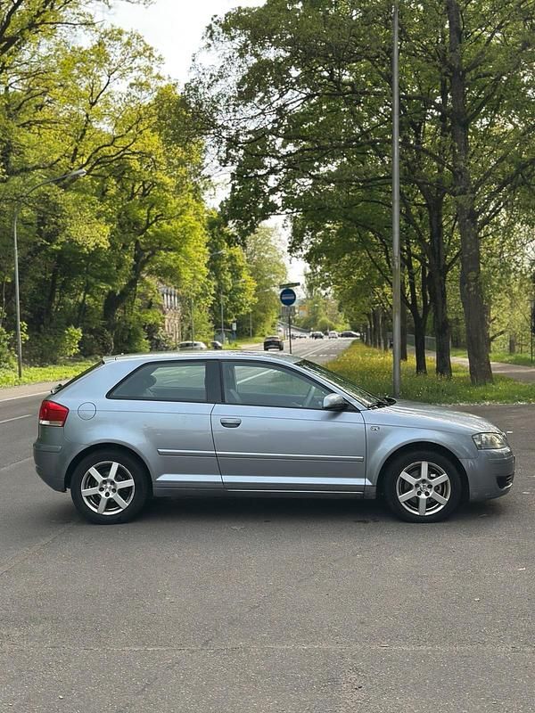 Second-hand Audi A3 102 CP (75 kW) 2005 Hatchback
