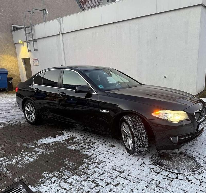Gebraucht BMW 520 Sport Line 184 PS (135 kW) 2013 Limousine
