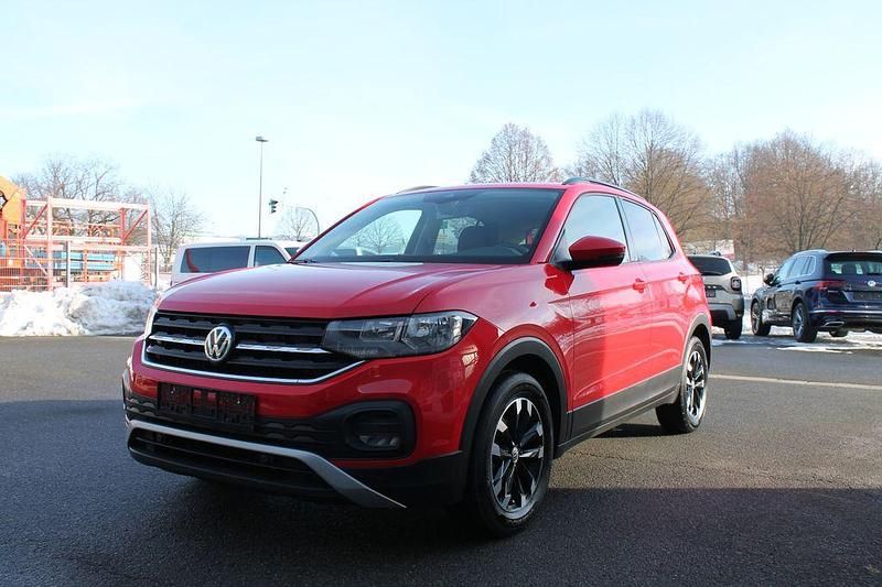 Rot Gebraucht 2019 VW T-Cross Life SUV | 14.900 € (Etwas zu teuer) - Bild 1/4
