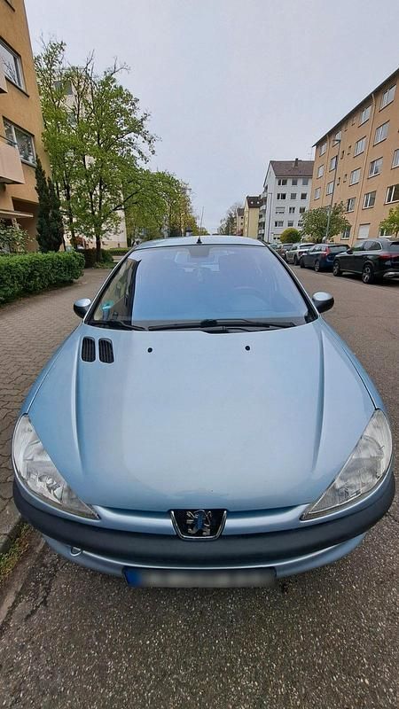 Gebraucht Peugeot 206 75 PS (55 kW) 2002 Grau Kleinwagen