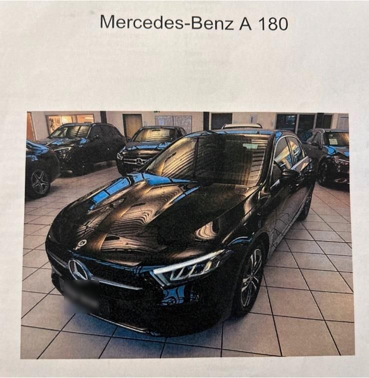Schwarz Gebraucht 2023 Mercedes A180 Limousine | 29.000 € (Fairer Preis) - Bild 1/4