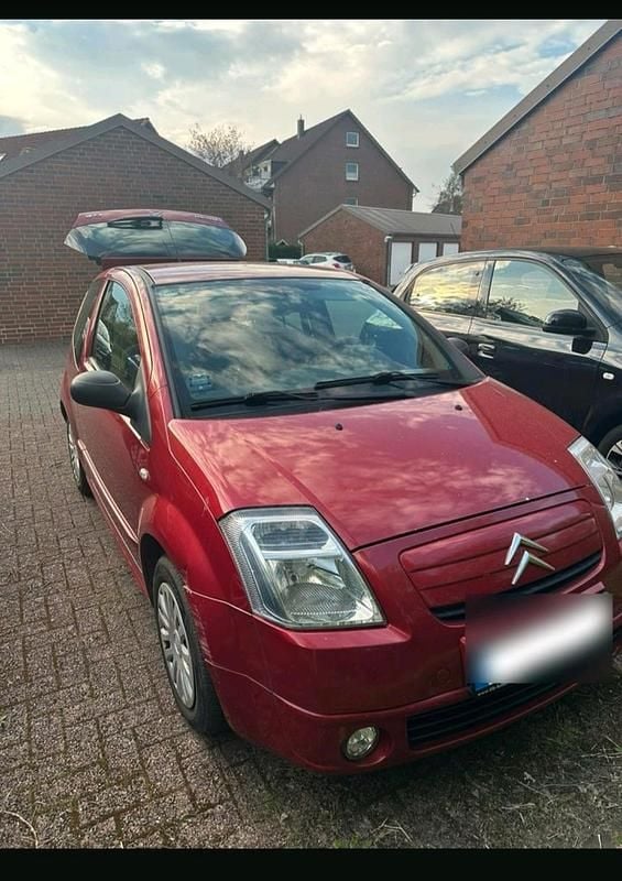 Rot Gebraucht 2007 Citroën C2 Kleinwagen | 1.250 € (Guter Preis) - Bild 1/4