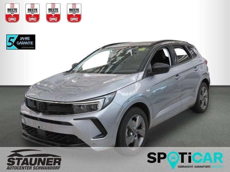Quarz silber/dach schwarz Gebraucht 2023 Opel Grandland X GSe SUV | 29.480 € (Fairer Preis) - Bild 1/4