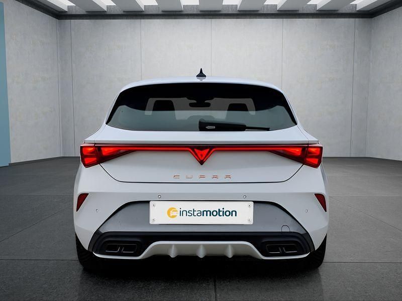 Gebraucht Cupra Leon 150 PS (110 kW) 2025 Weiß Kleinwagen
