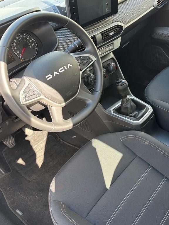 Gebraucht Dacia Sandero Expression 91 PS (66 kW) 2025 Weiß Limousine