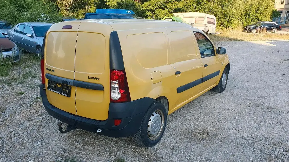Gebraucht Dacia Logan Ambiance 68 PS (50 kW) 2011 Gelb Pickup