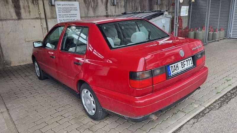 Gebraucht 1996 VW Vento Limousine | 1.850 € (Guter Preis) - Bild 1/4