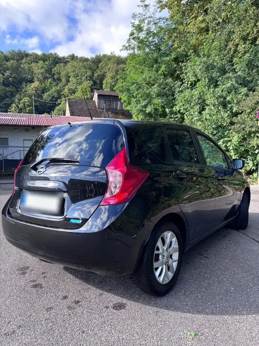 Gebraucht Nissan Note Tekna 80 PS (58 kW) 2015 Schwarz Kleinwagen