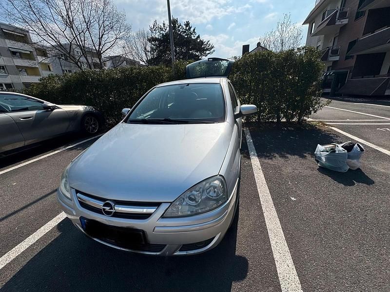 Usata Opel Corsa 75 CV (55 kW) 2004 Argento Utilitaria