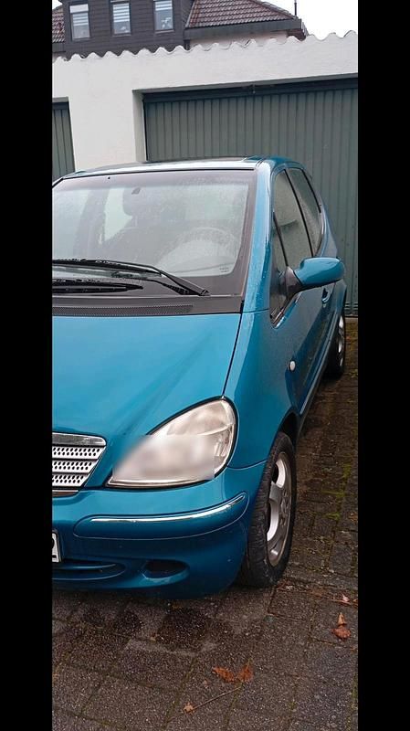 Blau Gebraucht 2002 Mercedes A160 Kleinwagen | 500 € (Superpreis) - Bild 1/3