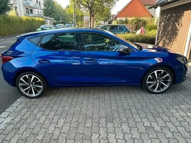 Gebraucht Seat Leon FR 150 PS (110 kW) 2021 Blau Limousine
