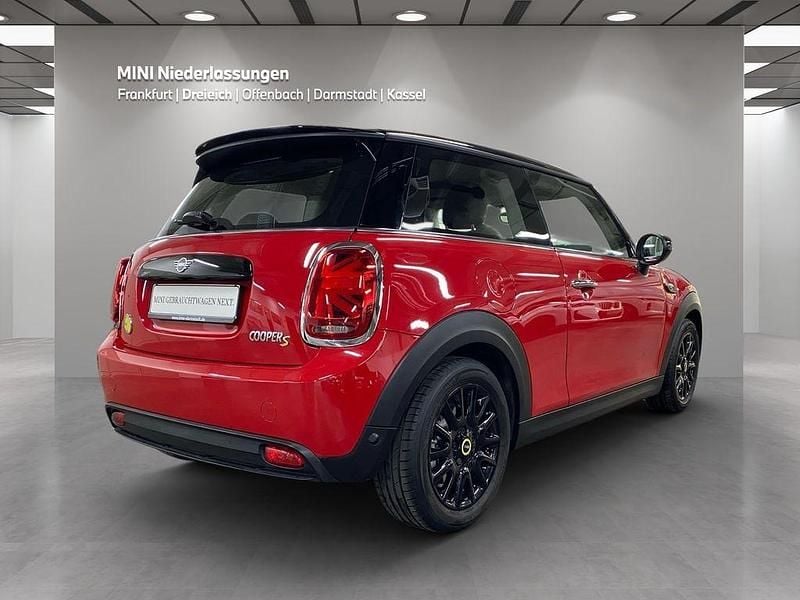 Gebraucht Mini Cooper SE 135 kW (184 PS) 2023 Rot Kleinwagen